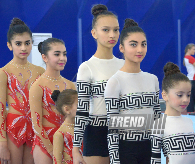 Bakıda idman gimnastikası və akrobatika gimnastikası üzrə Birgə Azərbaycan Birinciliyi start götürüb. Azərbaycan, 3 dekabr 2015